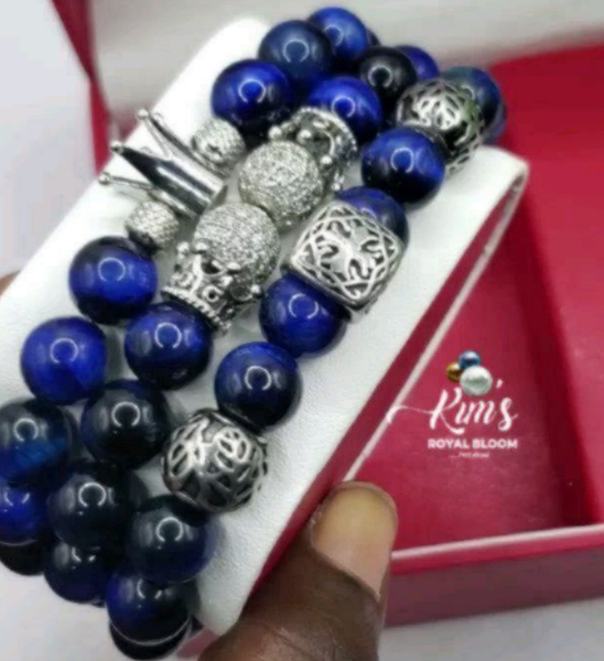 Bracelet with beaded gemstones