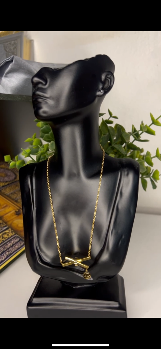 Collier élégant en or