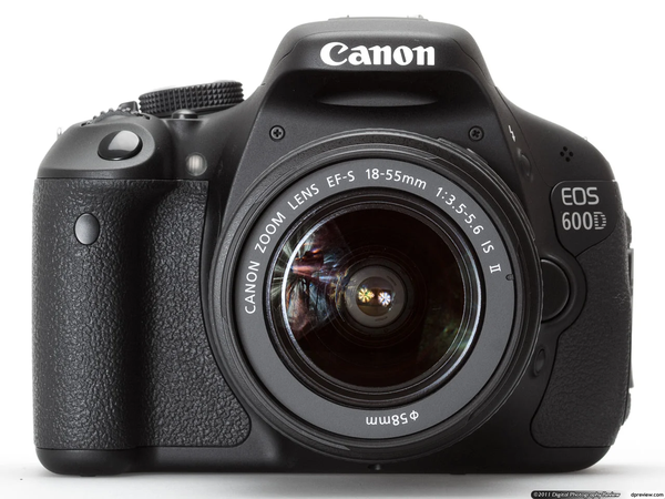 Canon EOS 600D with EF-S 18-55mm Lens (USED)