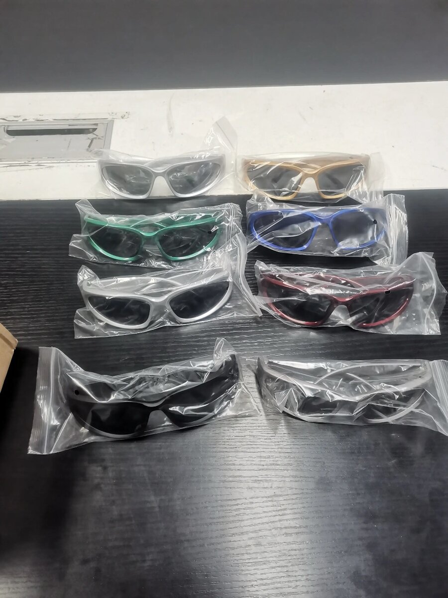 Lunette de degamage disponible