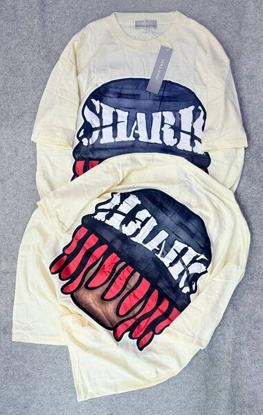 T-shirts graphiques tendance