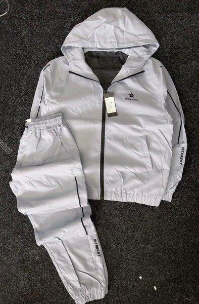 Survêtement sportif léger