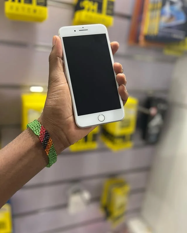 BRAND NEW IPHONE 🍏 pro 