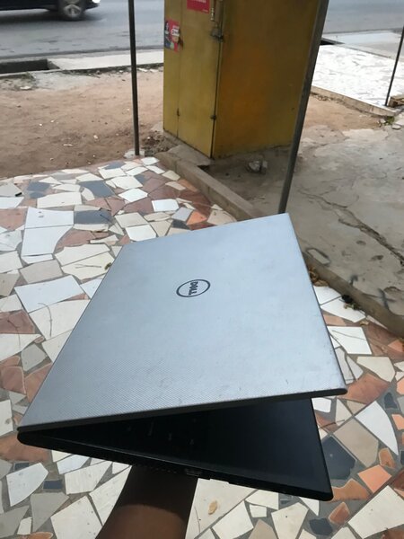 UK Used laptop Dell Inspiron 3541 AMD A6 6310