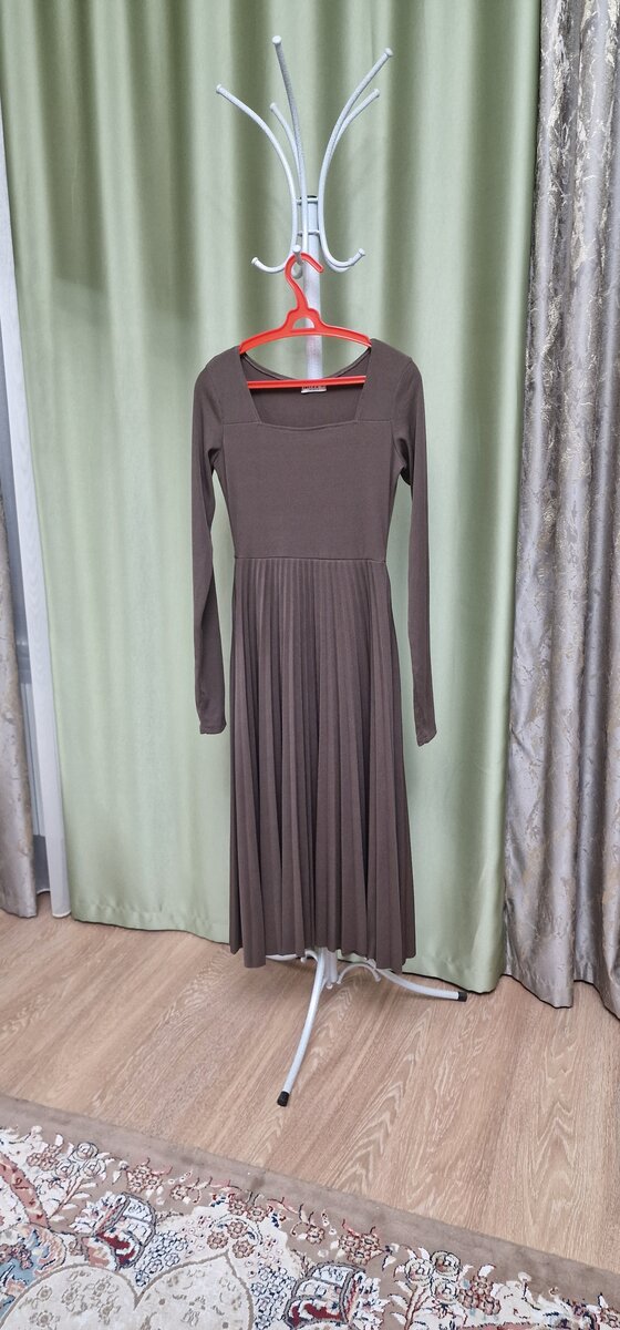 Платье новое