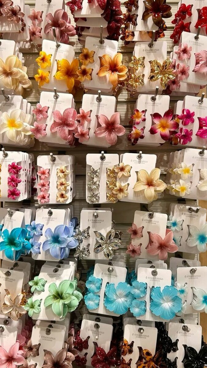 Pinces à cheveux fleur Stradivarius