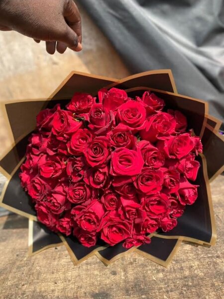Bouquet de roses rouges glamour