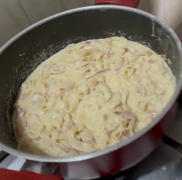 Tagliatelles aux jambons