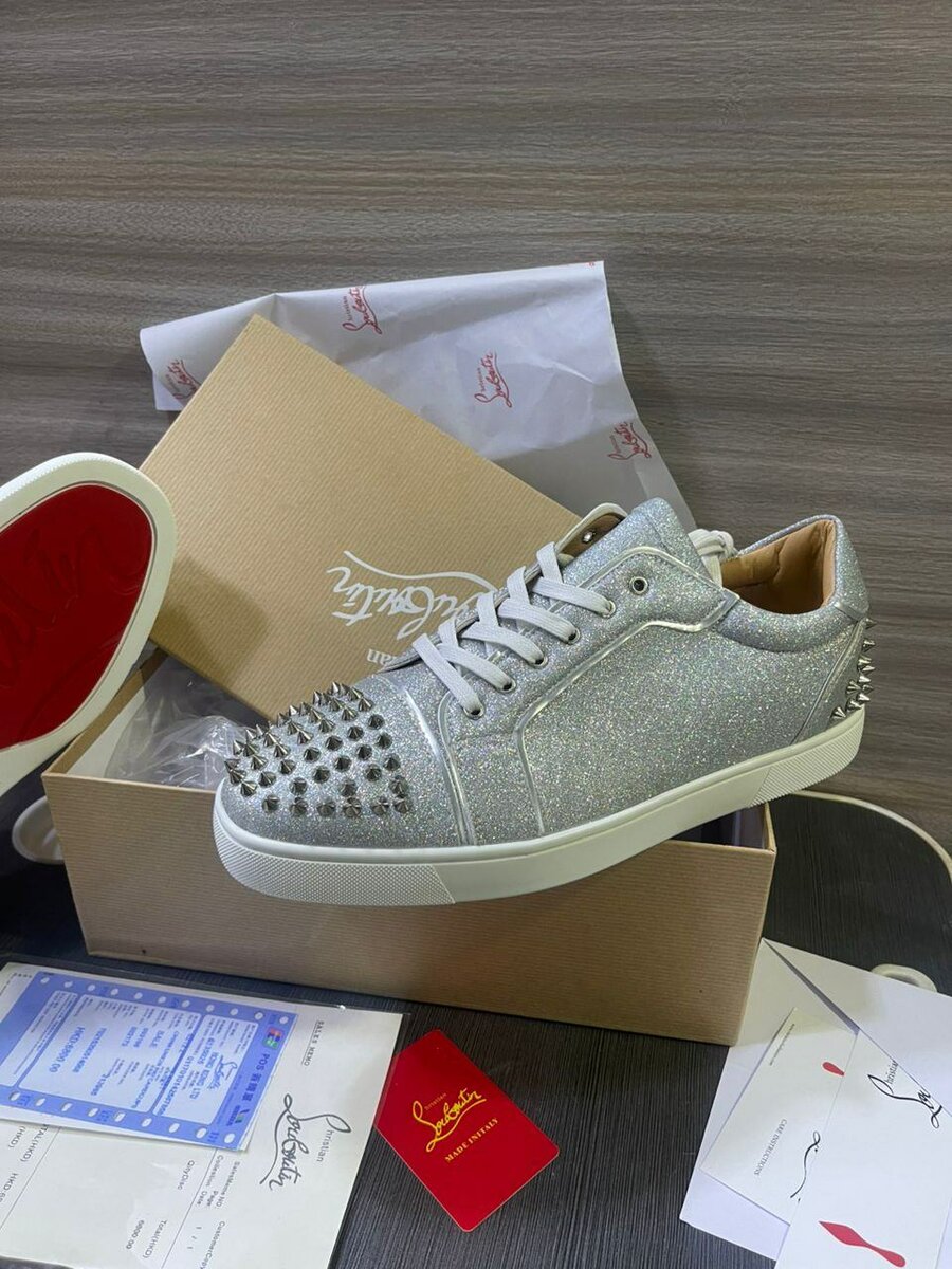 Louboutin prix promo