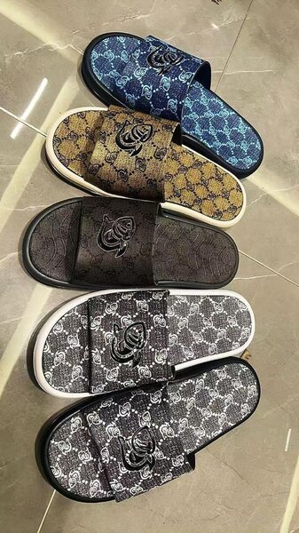 Tongs de luxe pour hommes