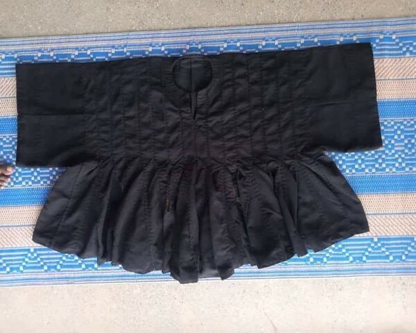 Long sleeve smock plus cap