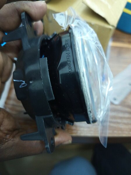 Phare antibrouillard pr DZIRE