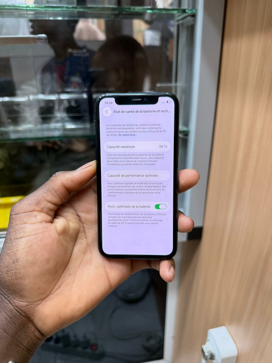 *iPhone 11 Pro 256gb tout est