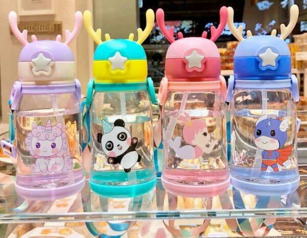 Bouteilles enfants motifs mignons