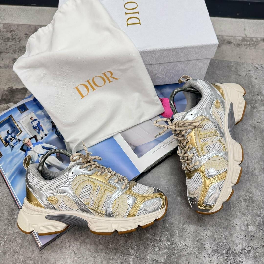 CD DIOR SNEAKER