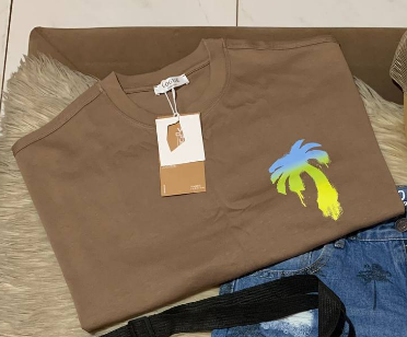 brown T-shirt