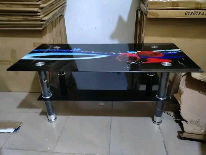 Table basse en verre floral