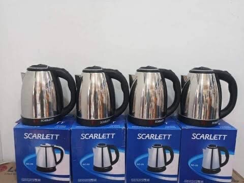 Bouilloire électrique scarlett