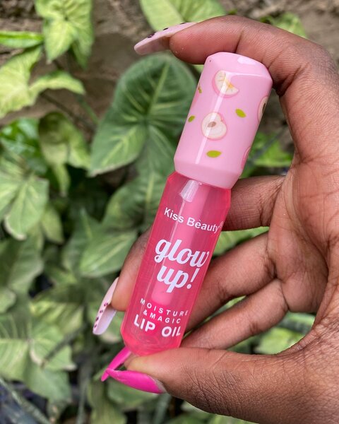 Kiss Beauty glow up Lip Oil