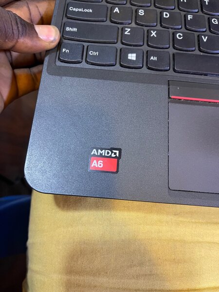 Lenovo thinkpad E555