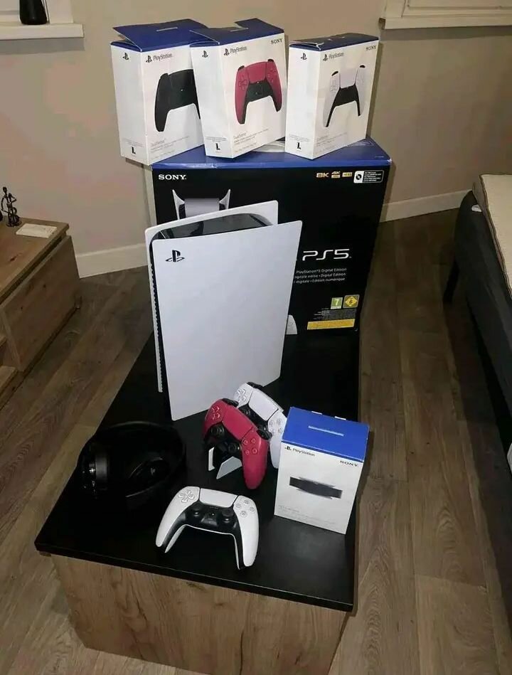 Pack PS5 avec Manettes et Casque