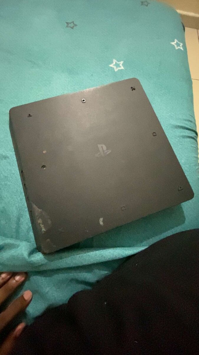 Console de Jeu PS4 slim +gta5