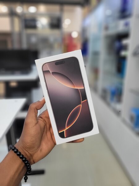 IPHONE 16 PRO MAX // 256GB