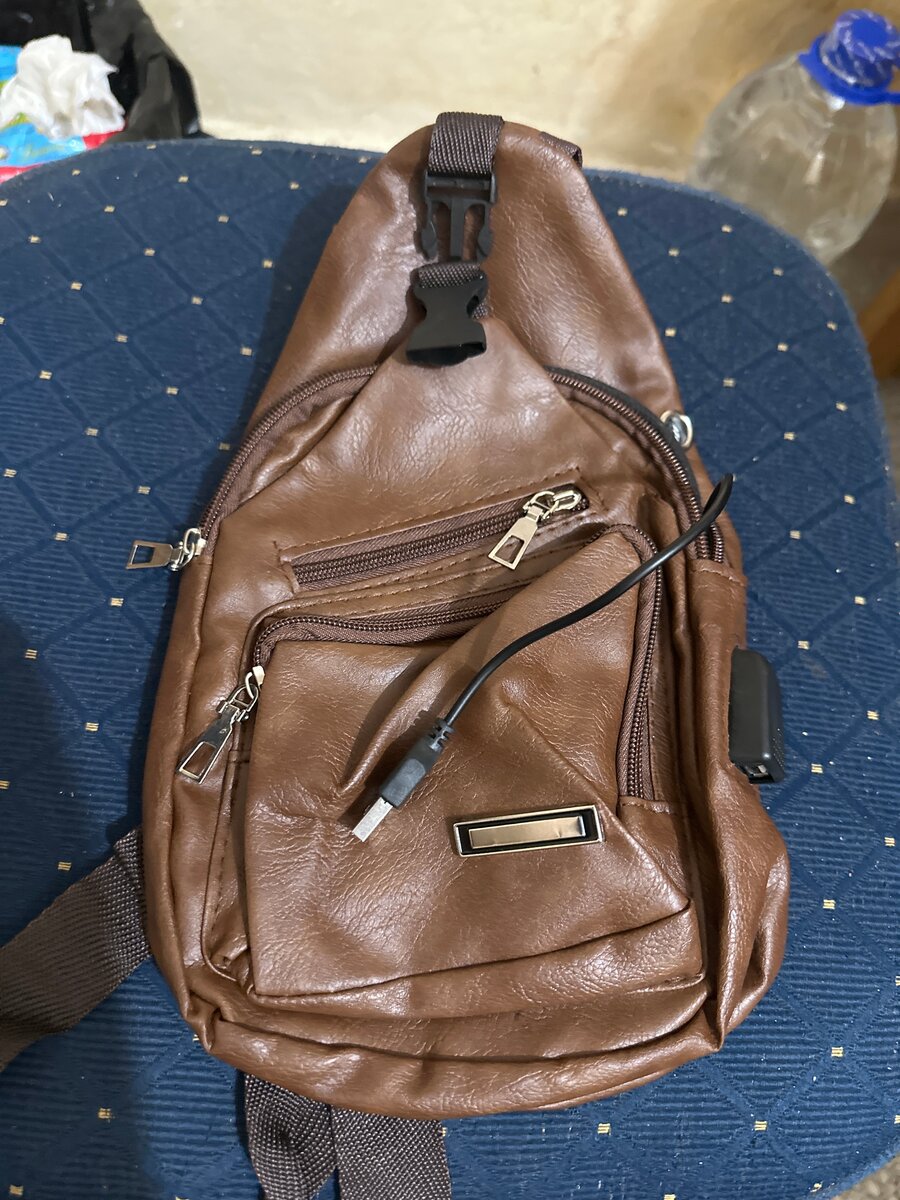 Sacoche bandoulière cuir USB