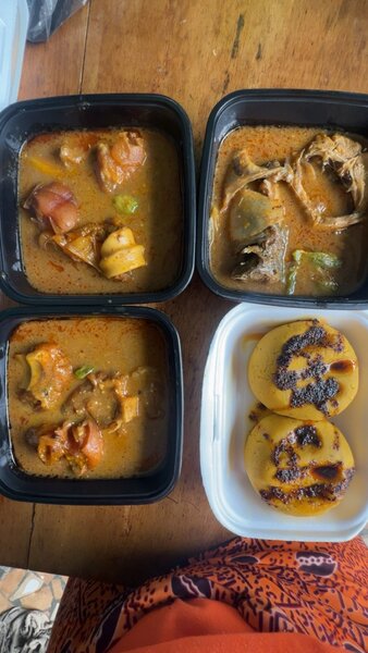 Foufou pattes de bœuf ou poiss