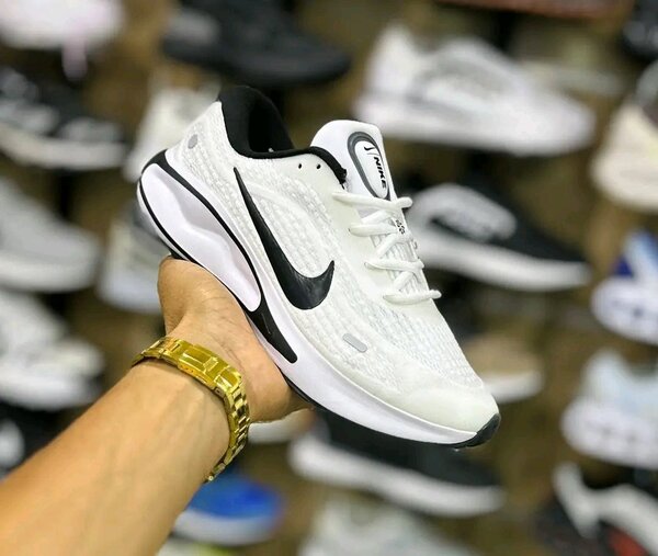 Chaussures de sport blanches