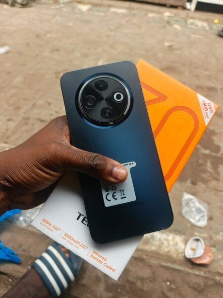 Smartphone Tecno moderne