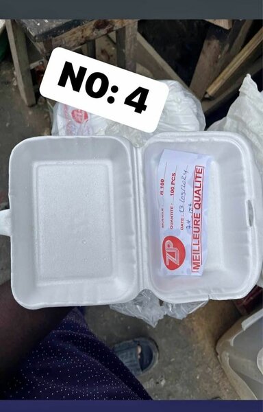 Boîte alimentaire en polystyrène