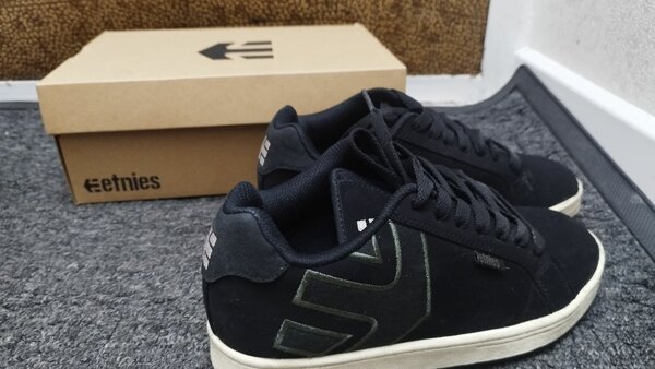 Кроссовки etnies