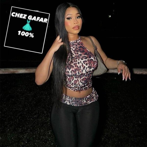 Top léopard moulant