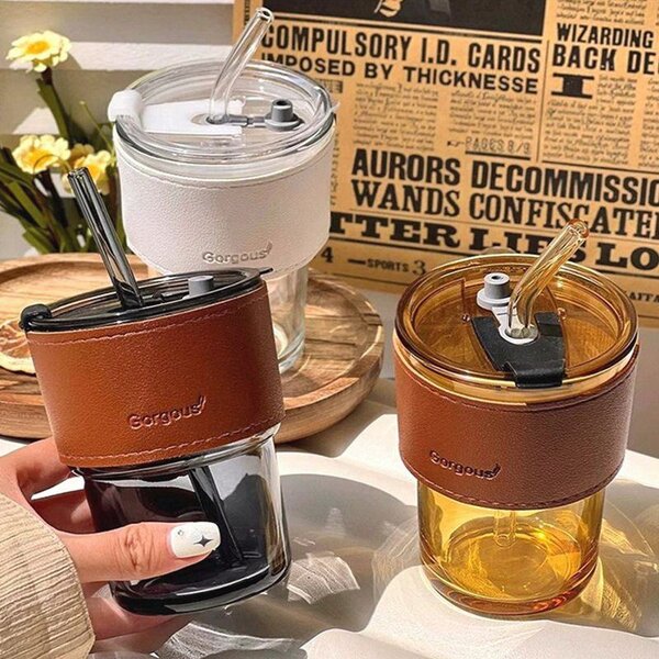 Tasse en verre élégant