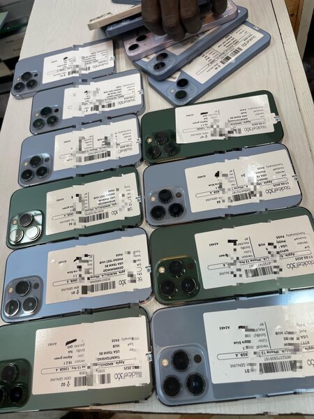 iPhone 13pro 128go casi neuf importé