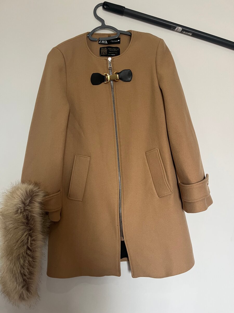 Manteau long en laine beige ZARA