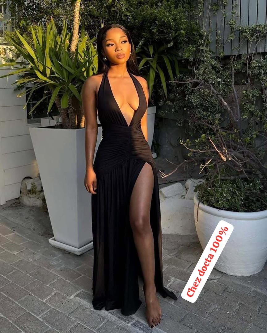 Robe Élegante à Fente