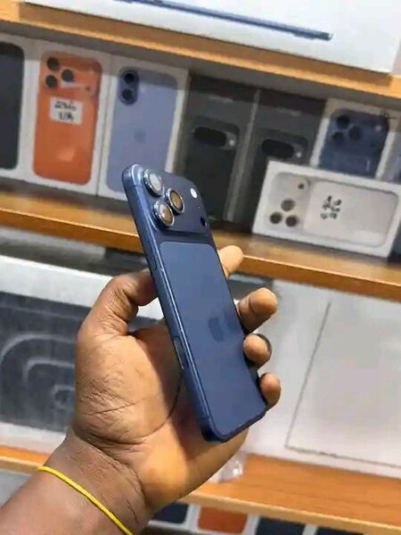 Apple iPhone 12 Pro Max - bleu