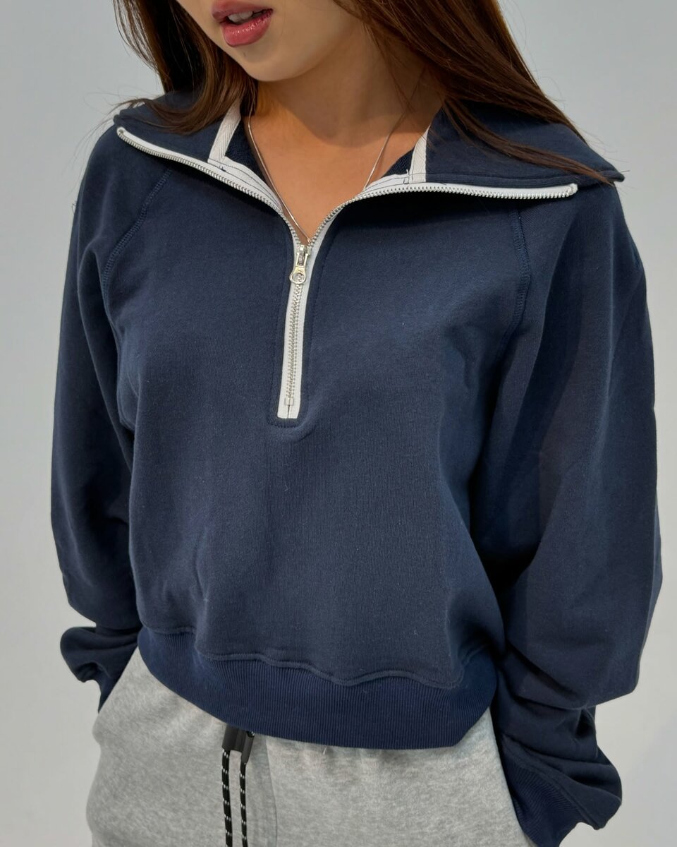 Женский свитшот