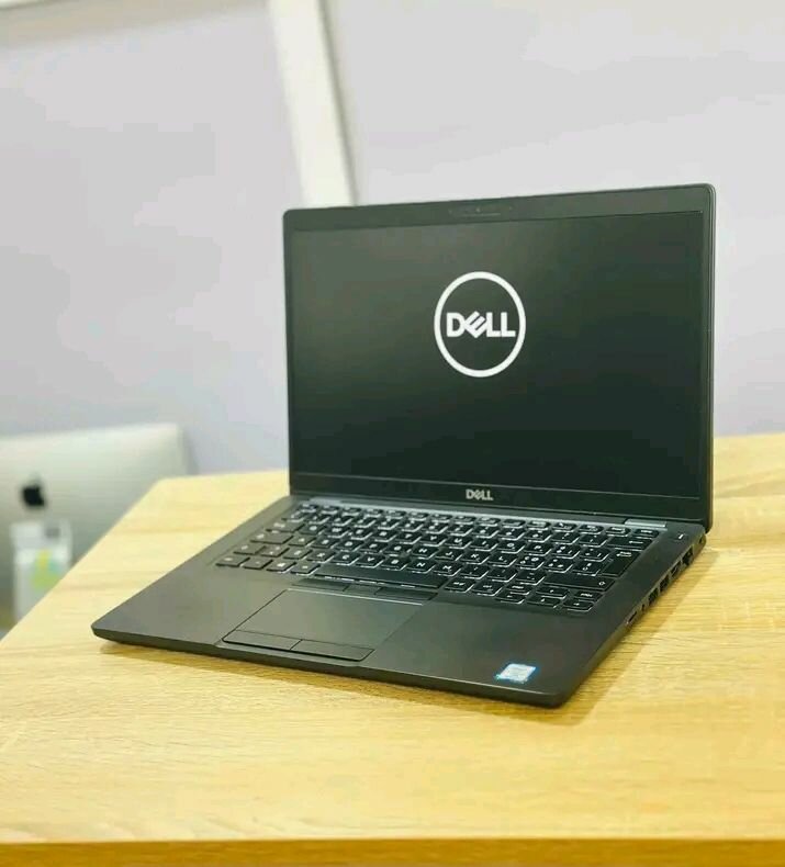 Ordinateur portable Dell Pro
