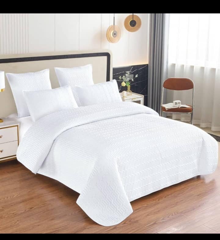 *5PCS KING SIZE BEDSPREADS