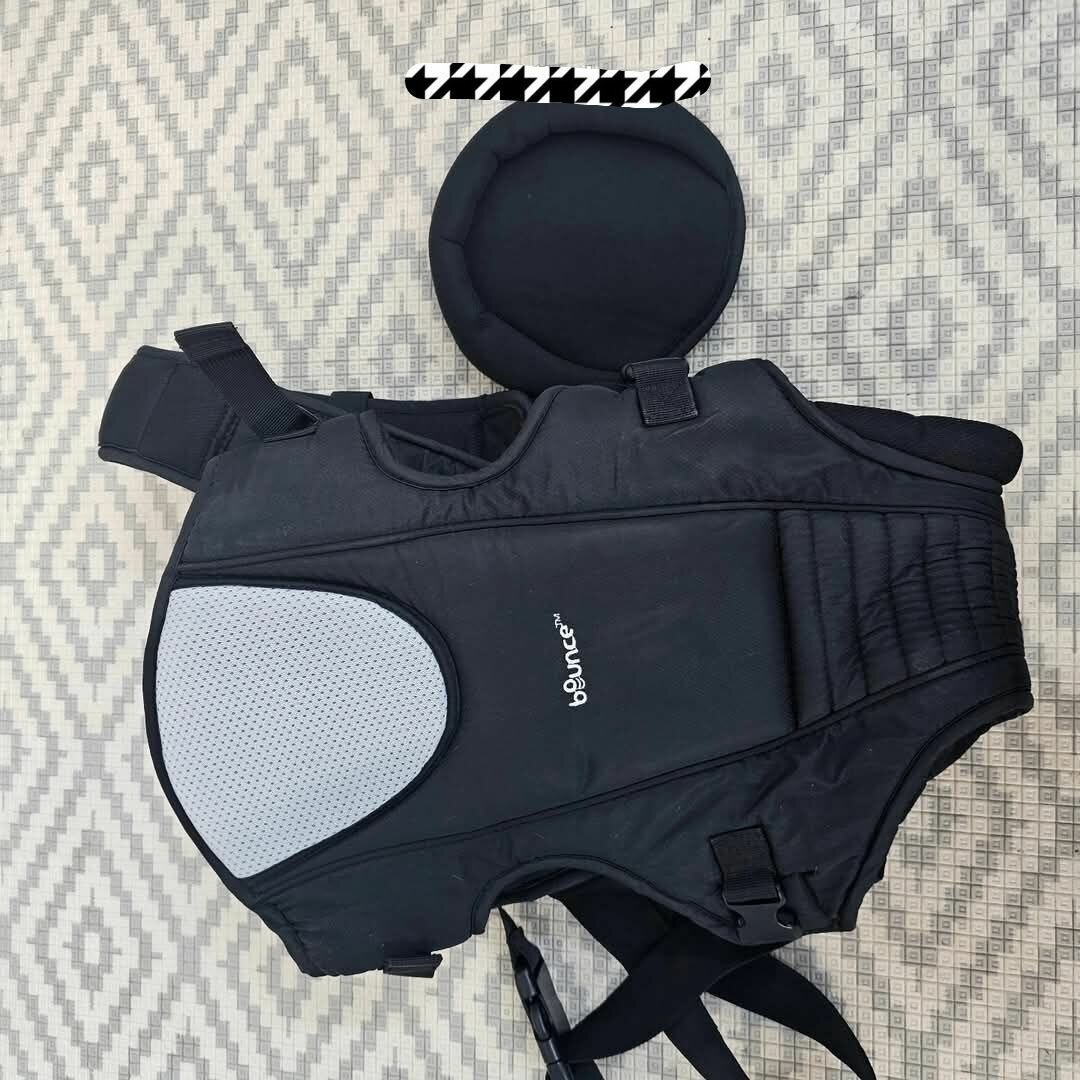 Bounce baby carrier