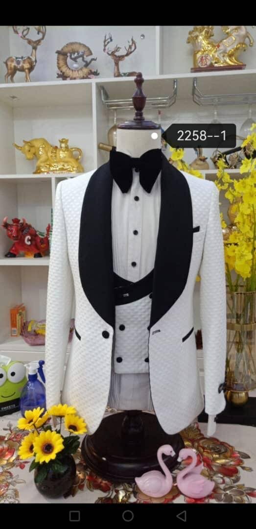 Costumes trois pièces