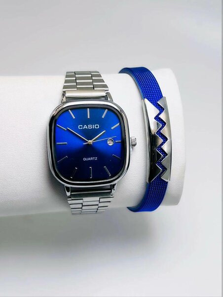 Montre Casio avec bracelet
