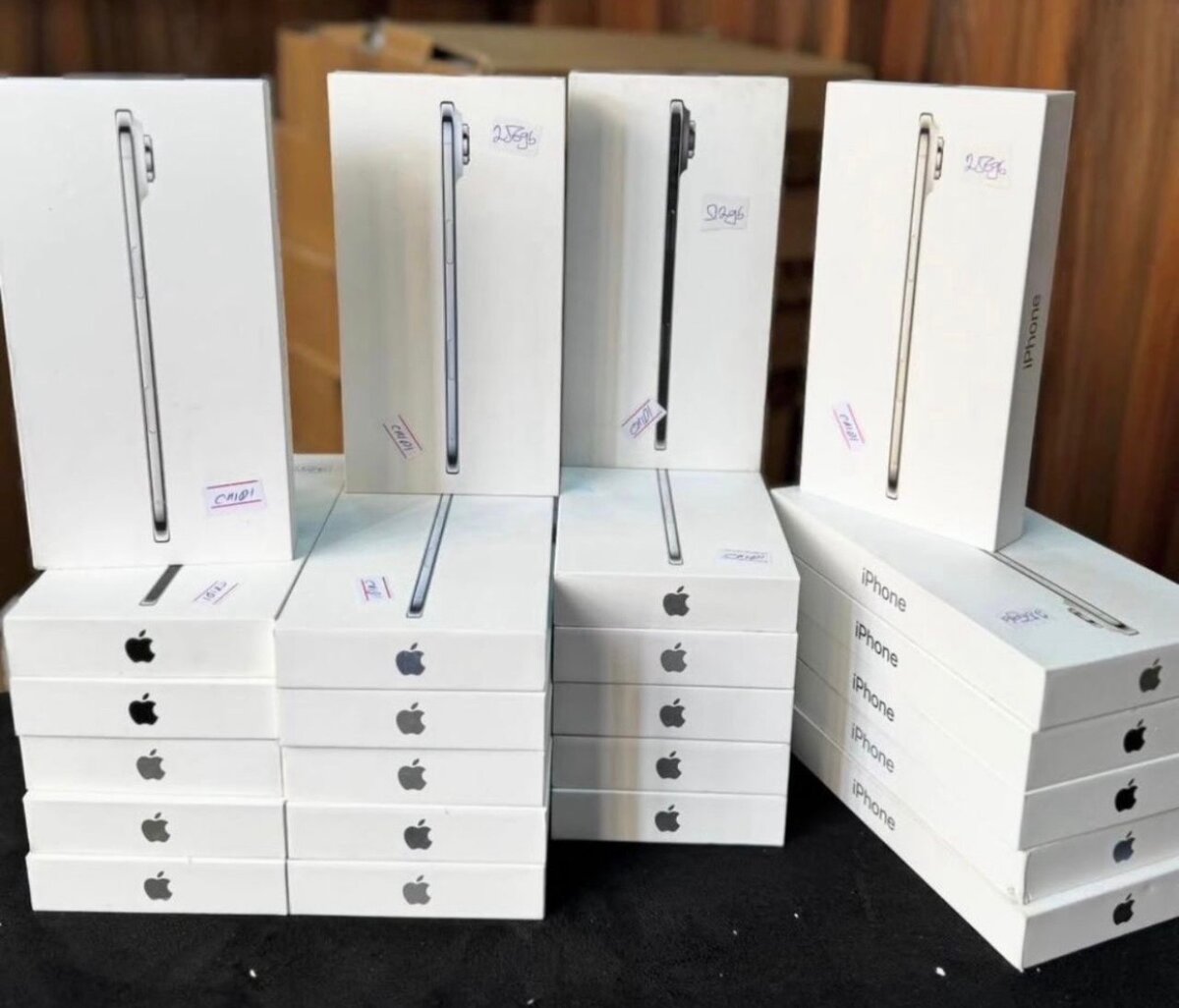 Apple iPhone et Apple Pencil