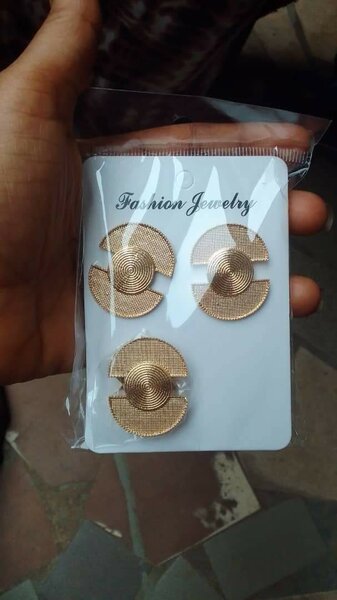 Boucles d'oreilles rondes élégantes