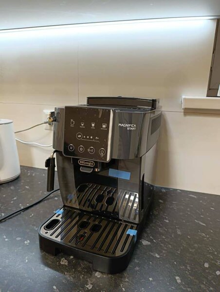 DeLonghi Magnifica Start ECAM2