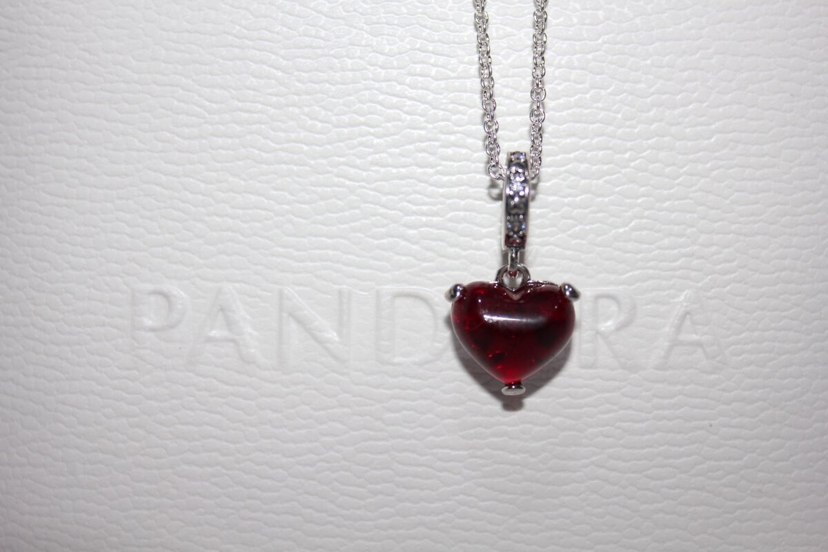 Цепочка от Пандоры в виде сердца