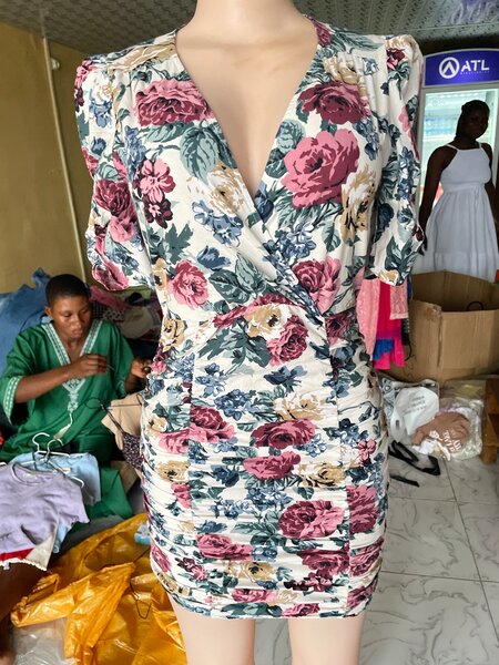 Robe fleurie féminine élégante